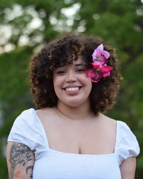 Headshot for Cristina Encarnacion